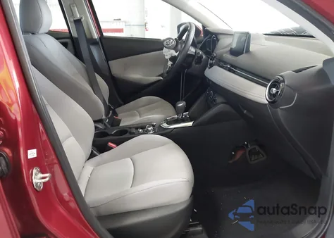 2019 Toyota Yaris Le z USA, uszkodzony, nr VIN 3MYDLBYVXKY524593